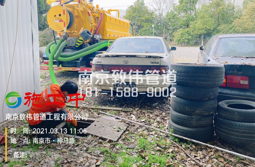 321松江工厂清掏化粪池